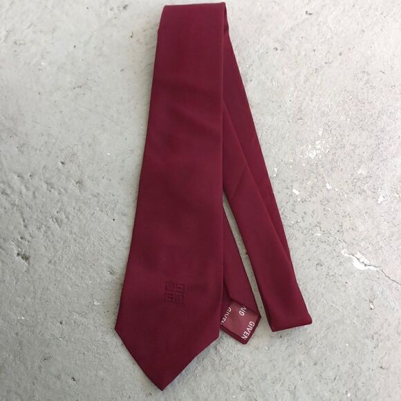 Vintage Givenchy tie - Picture 1 of 4